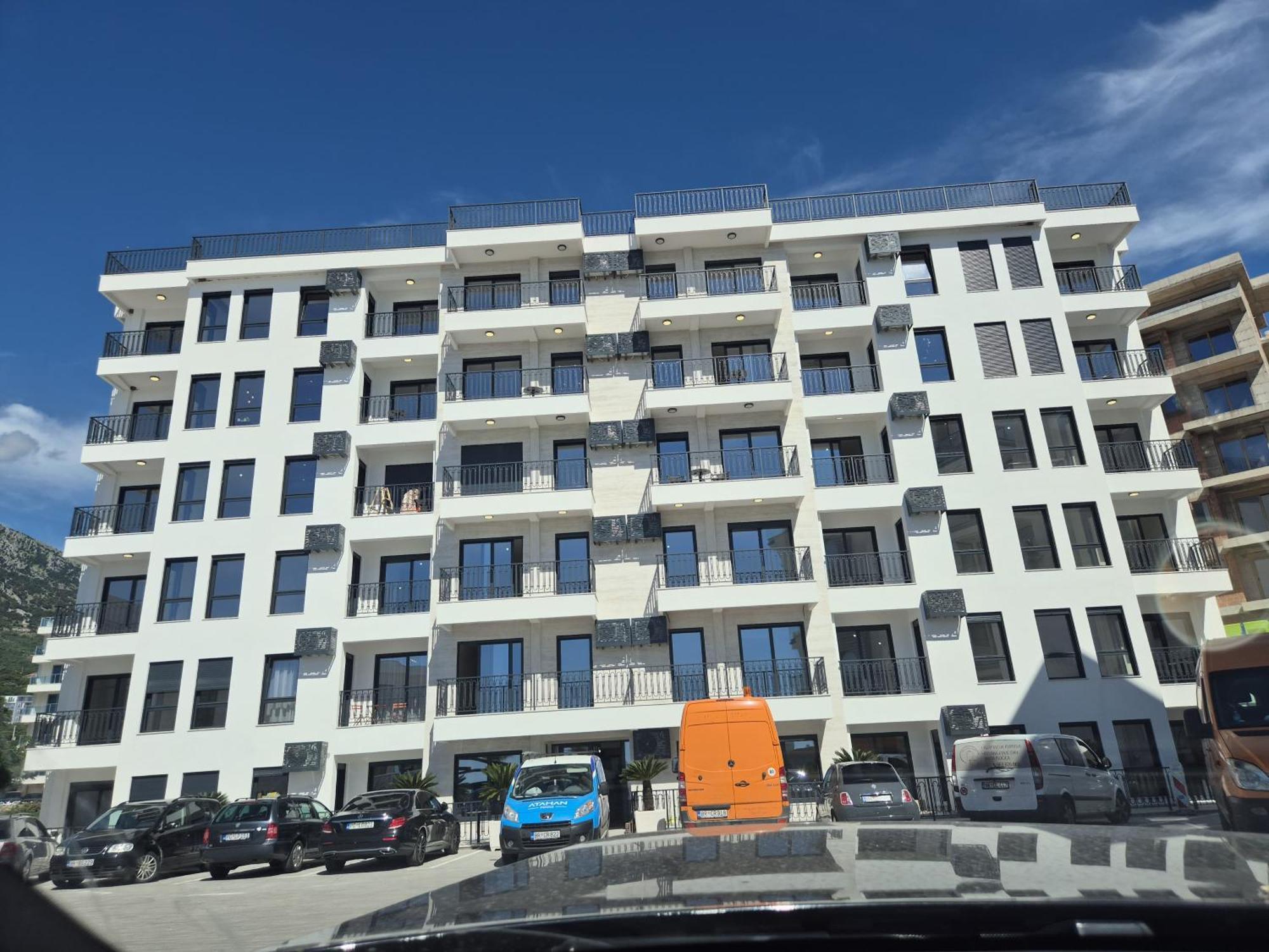 Vienna Luxury Apartments Добра вода Екстериор снимка