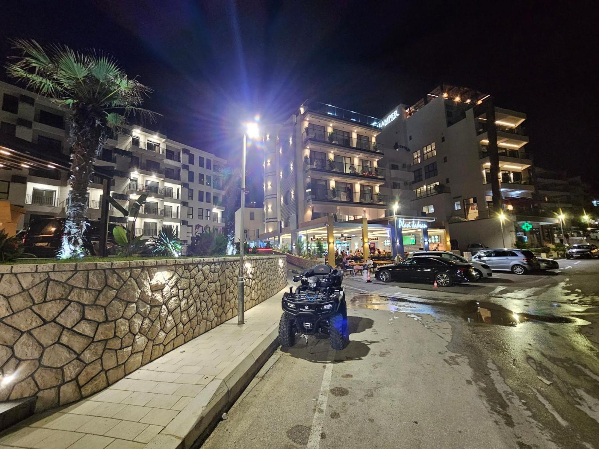 Vienna Luxury Apartments Добра вода Екстериор снимка