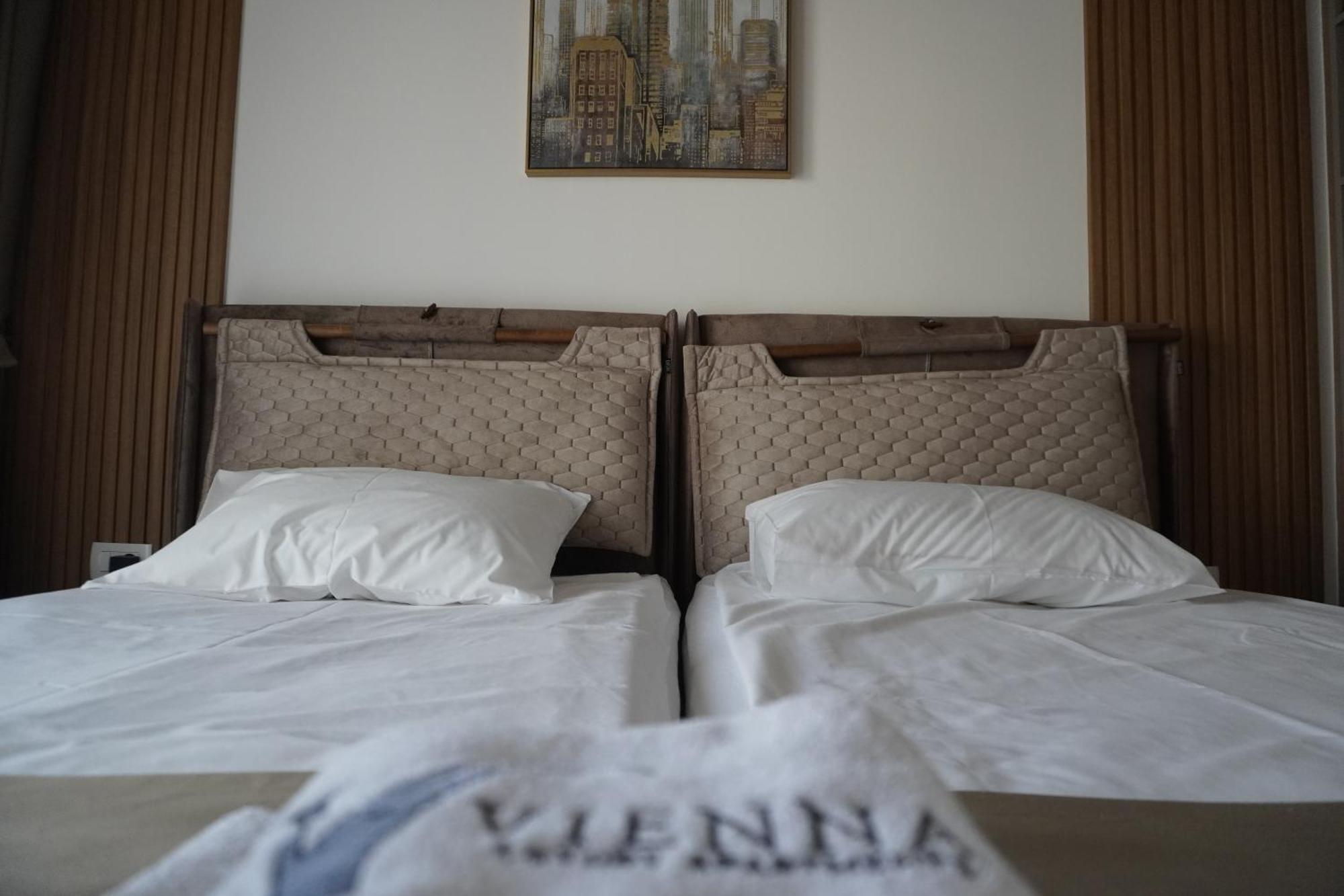 Vienna Luxury Apartments Добра вода Екстериор снимка