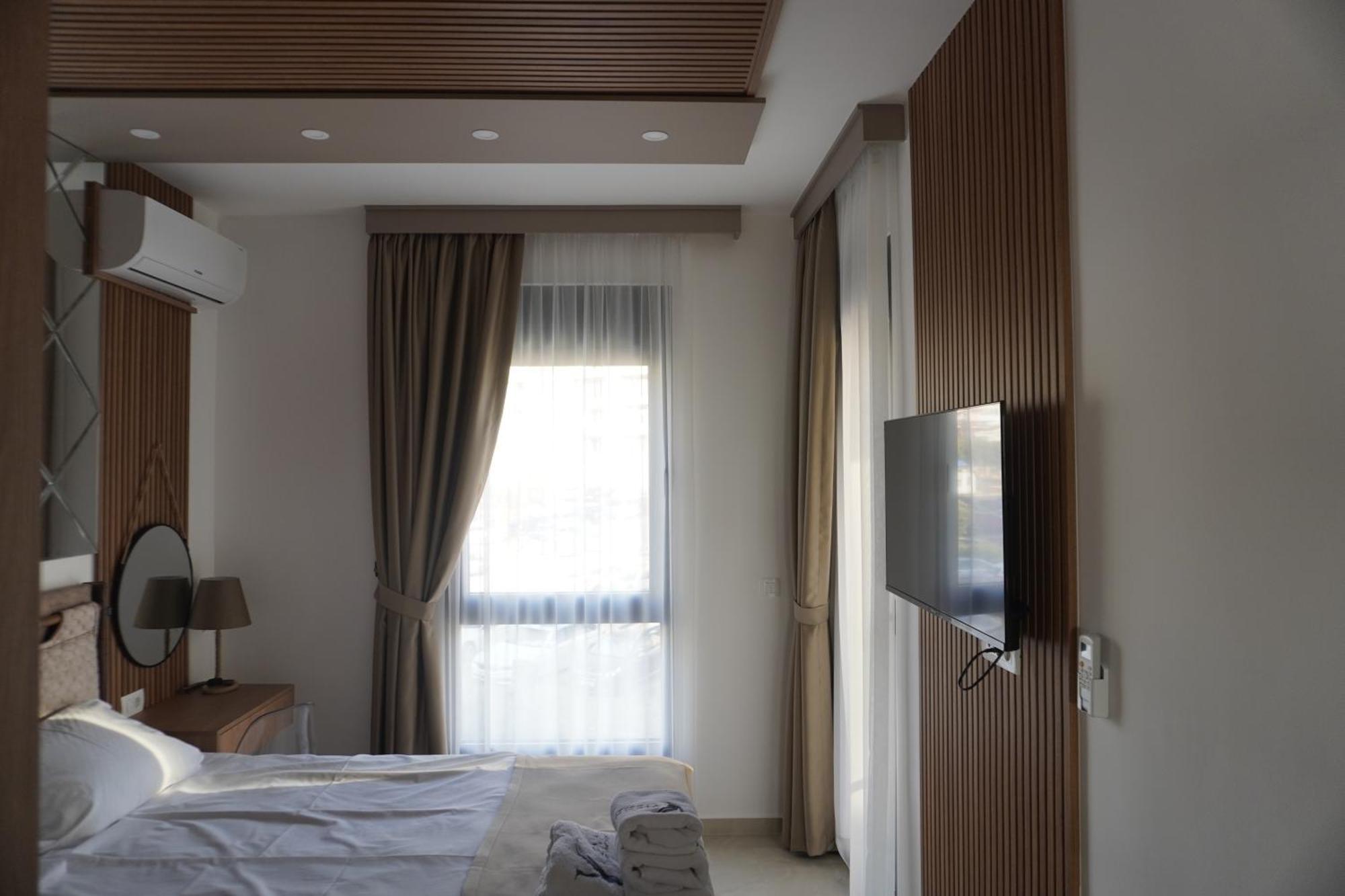 Vienna Luxury Apartments Добра вода Екстериор снимка